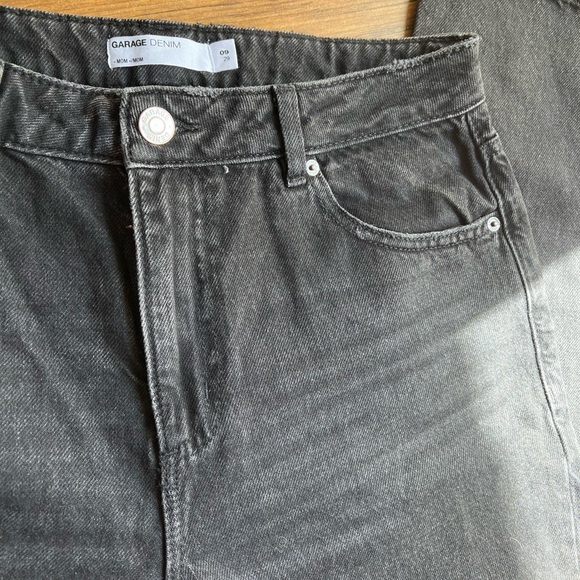 Garage Mom Jean - Picture 5 of 5